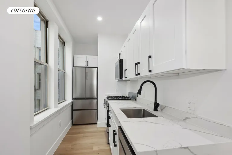 New York City Real Estate | View 170 West 74th Street, 1102 | Kitchen | View 3