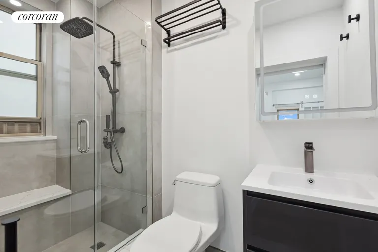 New York City Real Estate | View 170 West 74th Street, 1102 | Full Bathroom | View 5