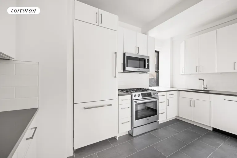 New York City Real Estate | View 269 West 72nd Street, 7B | room 1 | View 2