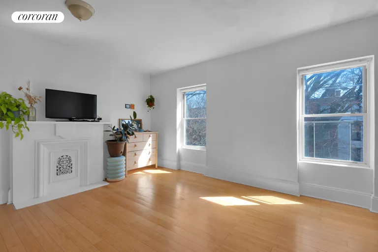 New York City Real Estate | View 282 Macon Street | room 13 | View 14