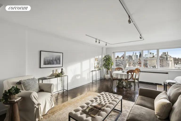 New York City Real Estate | View 101 West 12th Street, 14U | room 2 | View 3