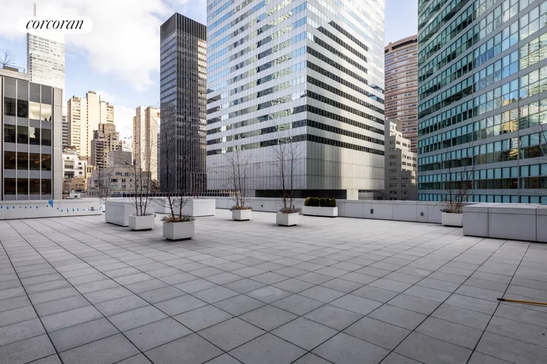 New York City Real Estate | View 100 East 53rd Street, 10A | room 21 | View 22