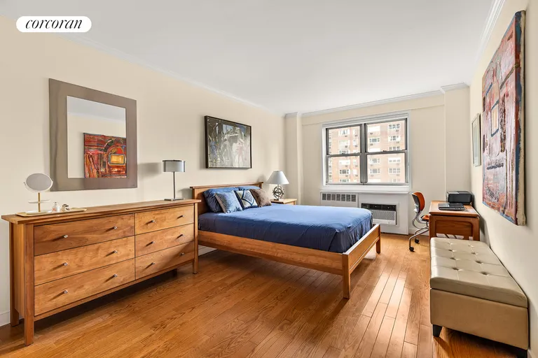 New York City Real Estate | View 30 West 60th Street, 10XY | room 1 | View 2