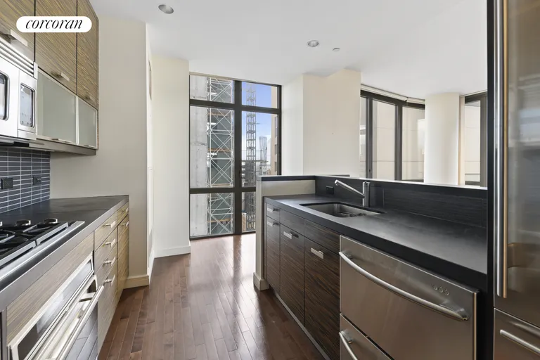 New York City Real Estate | View 101 West 24th Street, 35A | room 4 | View 5