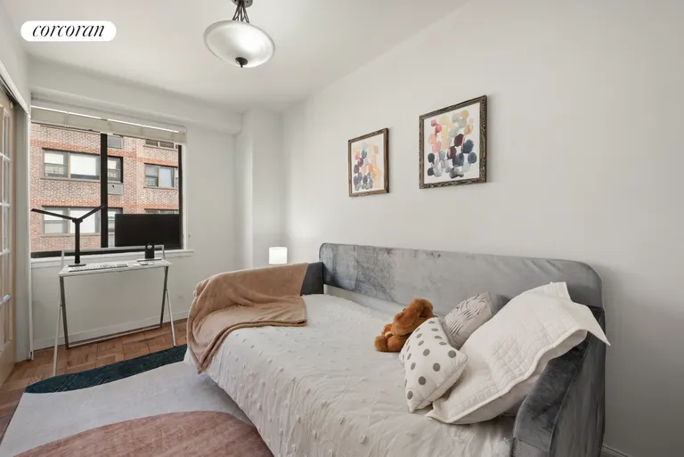 New York City Real Estate | View 345 East 73rd Street, 10A | room 3 | View 4