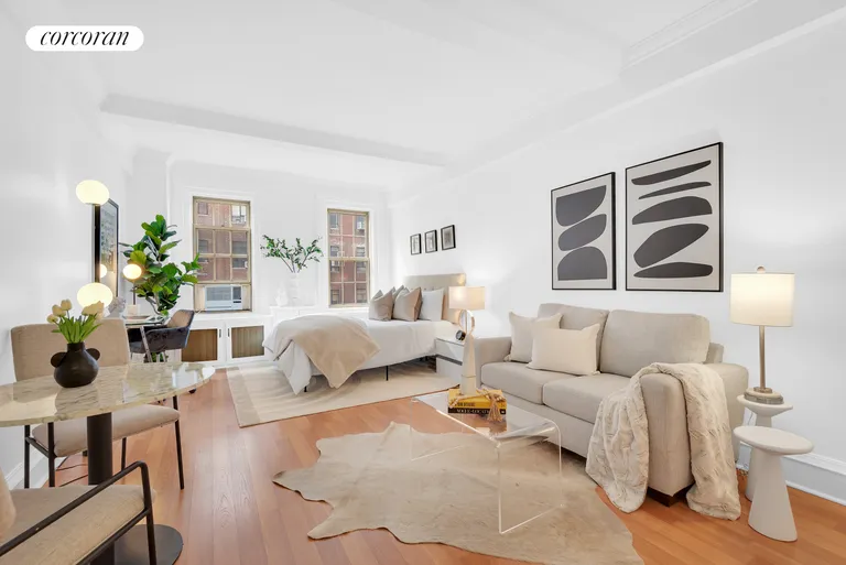 New York City Real Estate | View 24 Fifth Avenue, 512 | room 2 | View 3