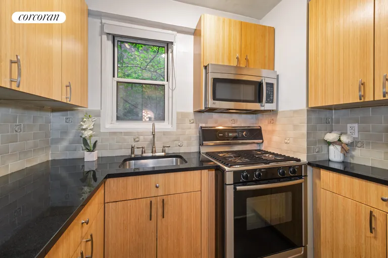 New York City Real Estate | View 14 Horatio Street, 2J | Kitchen | View 3