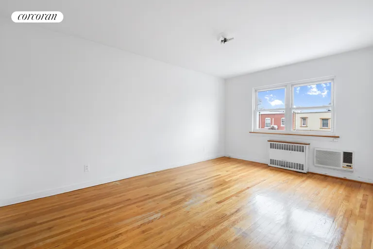 New York City Real Estate | View 59-33 70th Street | room 4 | View 5