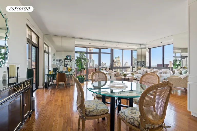 New York City Real Estate | View 100 United Nations Plaza, 37E | Dining area in living room | View 2