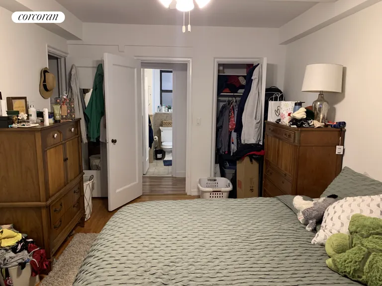 New York City Real Estate | View 339 East 58th Street, 2D | Bedroom | View 2