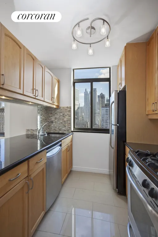 New York City Real Estate | View 380 Rector Place, 25D | room 4 | View 5