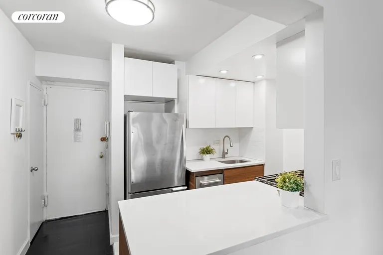 New York City Real Estate | View 288 Lexington Avenue, 12B | room 3 | View 4