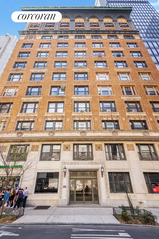 New York City Real Estate | View 200 West 54th Street, 8C | room 4 | View 5