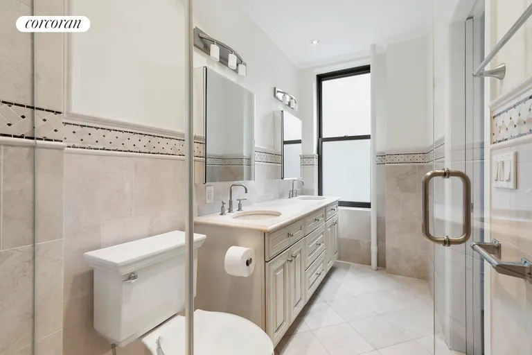 New York City Real Estate | View 771 West End Avenue, 5A | Ensuite Bathroom | View 4