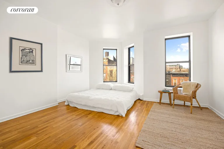 New York City Real Estate | View 918 Lafayette Avenue | room 2 | View 3