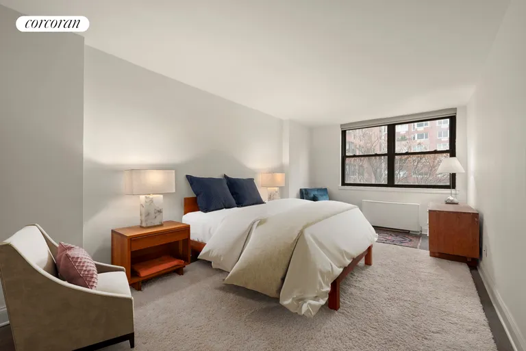 New York City Real Estate | View 420 East 51st Street, 8A | room 4 | View 5