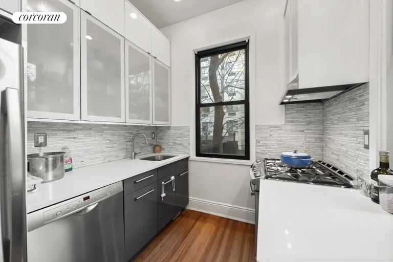 New York City Real Estate | View 272 Berkeley Place, 1 | room 5 | View 6