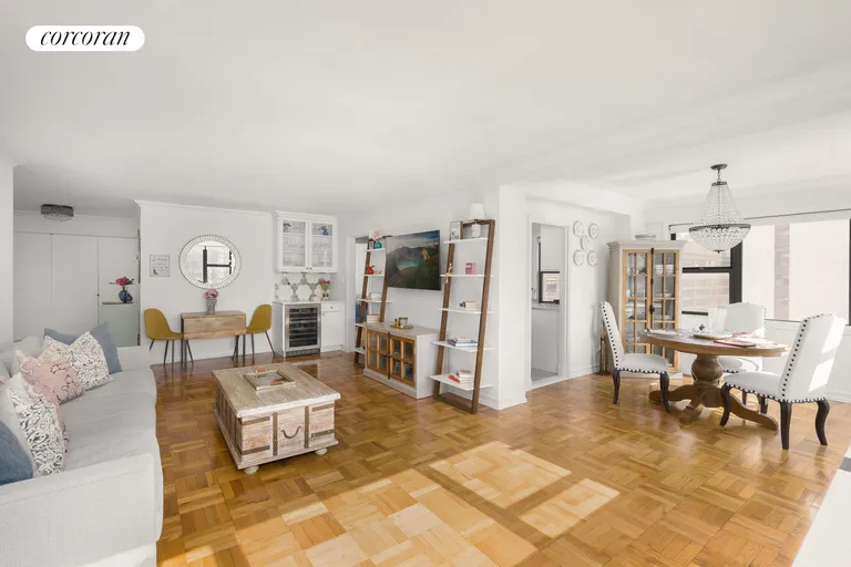 New York City Real Estate | View 345 East 69th Street, 13F | 2 Beds, 2 Baths | View 1