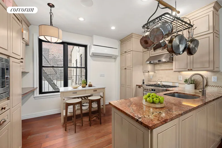 New York City Real Estate | View 61 East 86th Street, 75 | Kitchen | View 3