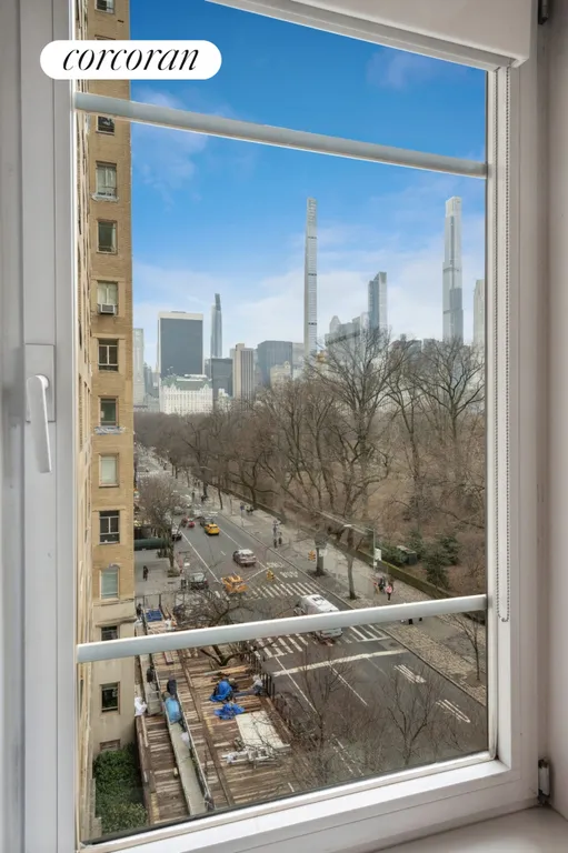 New York City Real Estate | View 880 Fifth Avenue, 7C | South facing window | View 4