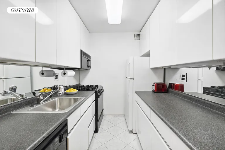 New York City Real Estate | View 170 West End Avenue, 19M | Kitchen | View 3