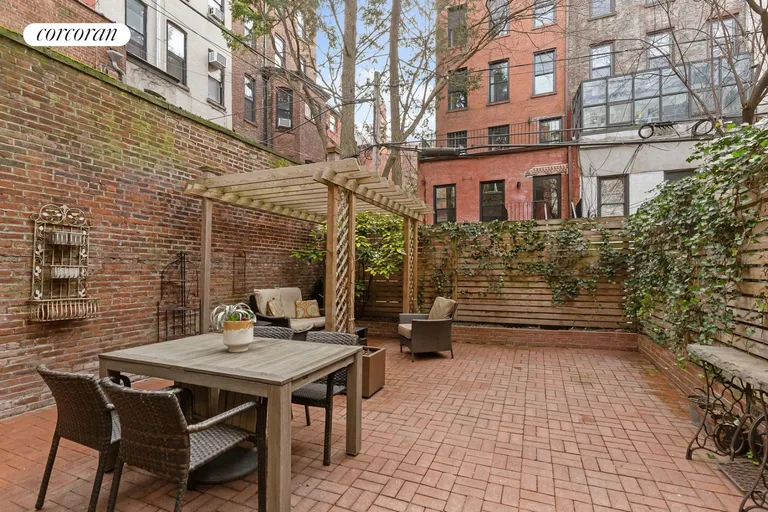 New York City Real Estate | View 240 Berkeley Place | room 5 | View 6
