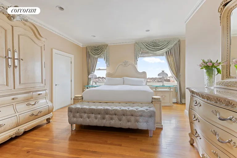 New York City Real Estate | View 444 12th Street, PHE | room 2 | View 3