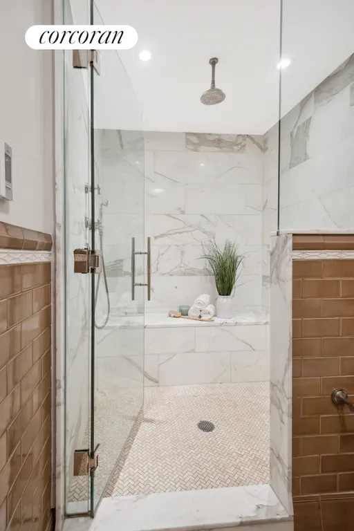 New York City Real Estate | View 27 West 72nd Street, 602 | Primary Bathroom | View 8