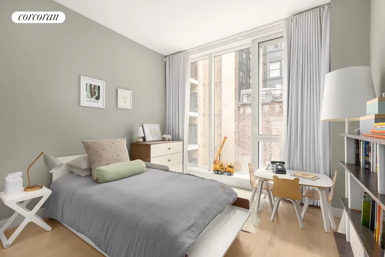 New York City Real Estate | View 241 Fifth Avenue, 5B | room 6 | View 7
