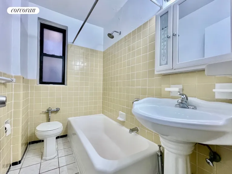 New York City Real Estate | View 108-50 71st Avenue, 3A | room 3 | View 4
