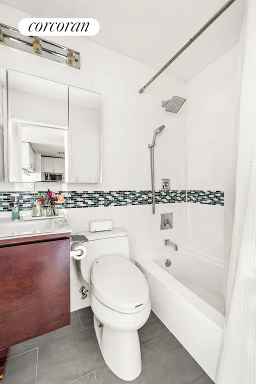 New York City Real Estate | View 340 East 93rd Street, 25H | Primary Bathroom | View 6