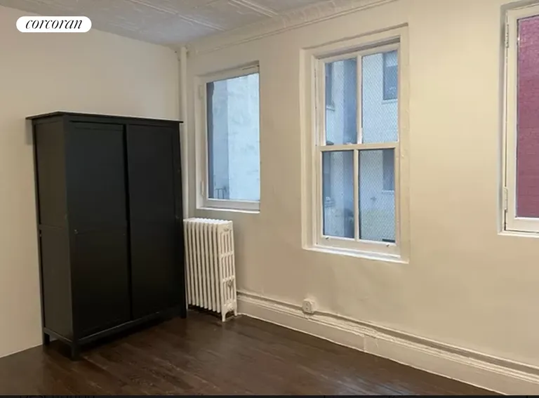New York City Real Estate | View 263 West 30th Street, 2 | room 3 | View 4