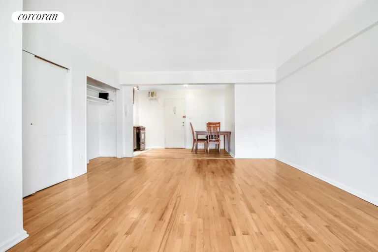 New York City Real Estate | View 1420 York Avenue, 5A | room 2 | View 3