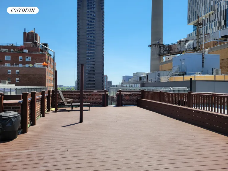New York City Real Estate | View 1420 York Avenue, 5A | room 6 | View 7