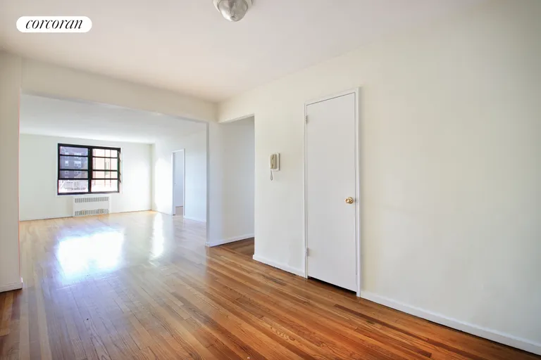 New York City Real Estate | View 63-84 Saunders Street, 4M | room 7 | View 8