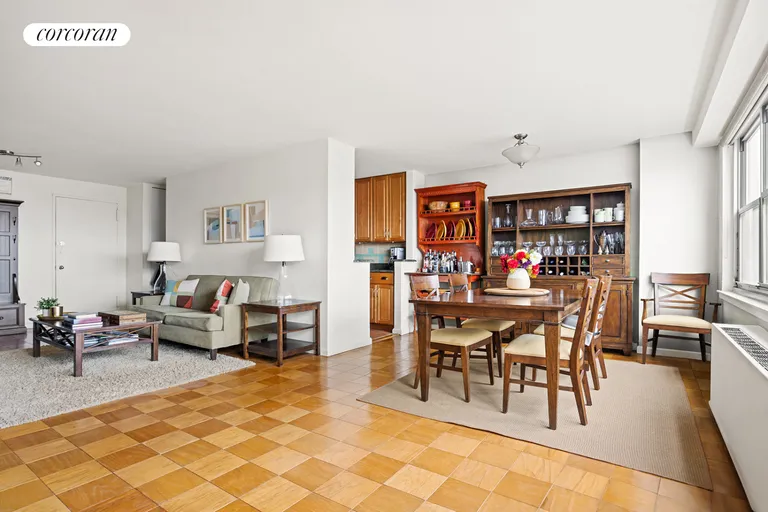 New York City Real Estate | View 135 Ocean Parkway, 8L | room 2 | View 3