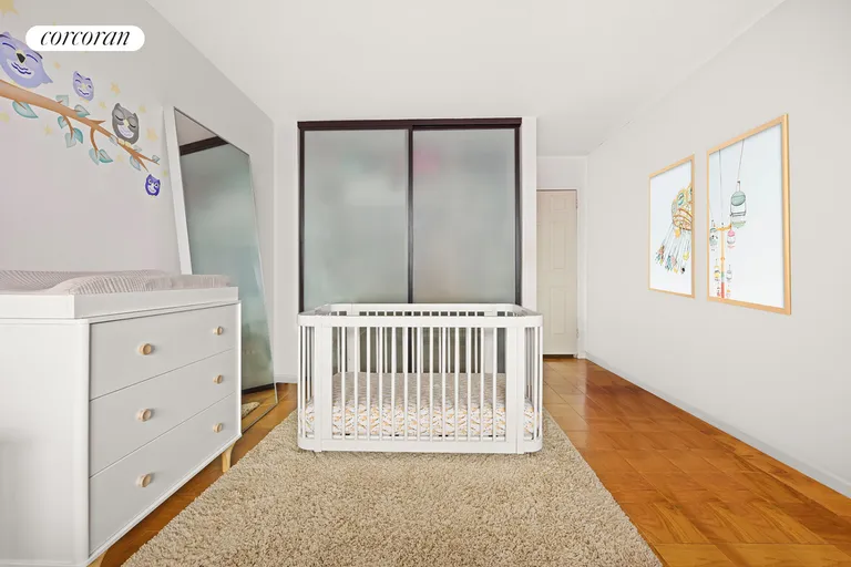 New York City Real Estate | View 135 Ocean Parkway, 8L | room 5 | View 6