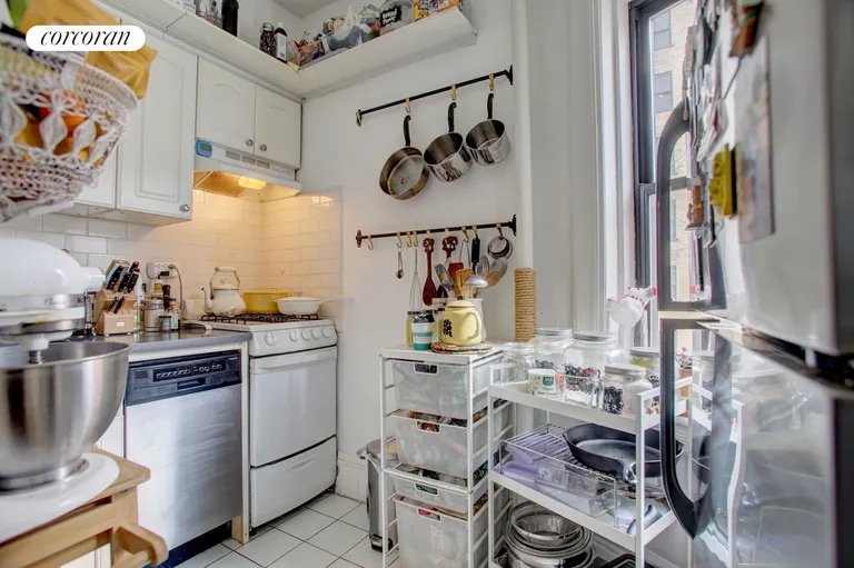 New York City Real Estate | View 410 East 59th Street, 3B | Kitchen | View 4