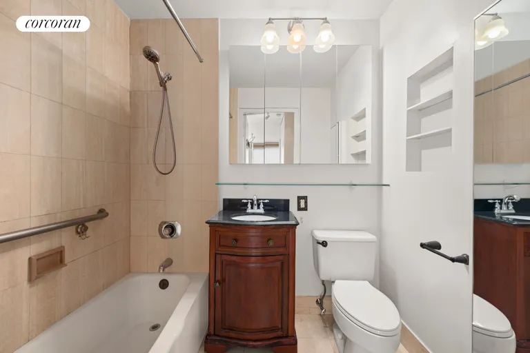 New York City Real Estate | View 45 West 67th Street, 8D | Primary Bathroom | View 9
