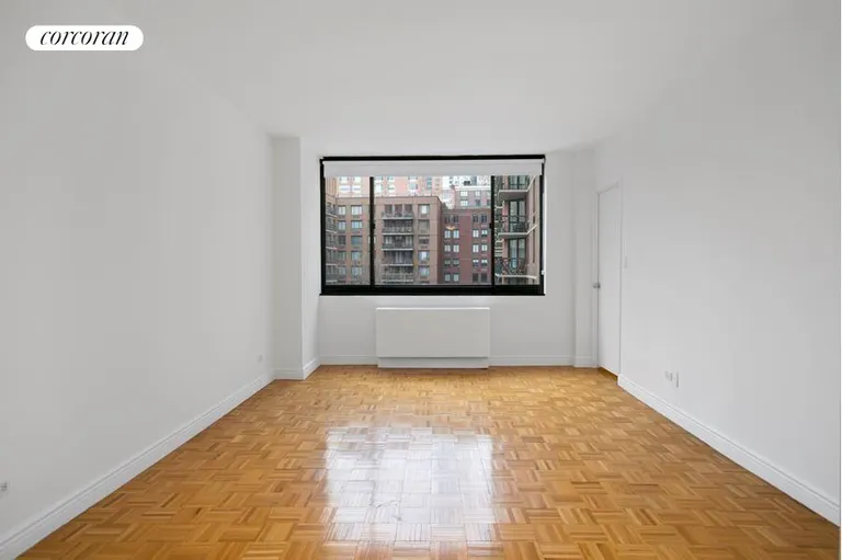 New York City Real Estate | View 200 Rector Place, 7X | room 3 | View 4