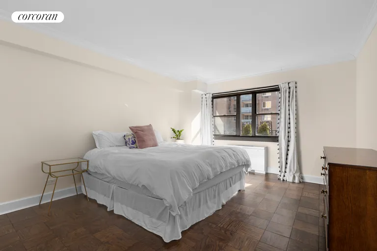 New York City Real Estate | View 235 East 87th Street, 11K | room 4 | View 5