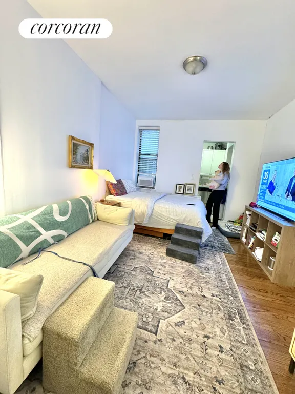 New York City Real Estate | View 507 East 81st Street, 1 | 1 Bath | View 1