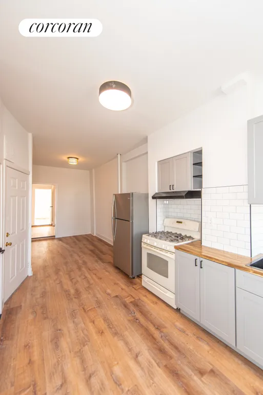 New York City Real Estate | View 213 Greenpoint Avenue, 2L | room 2 | View 3