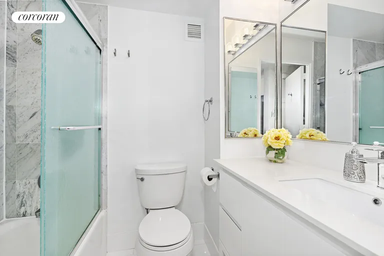 New York City Real Estate | View 330 East 38th Street, 35O | Bathroom | View 9
