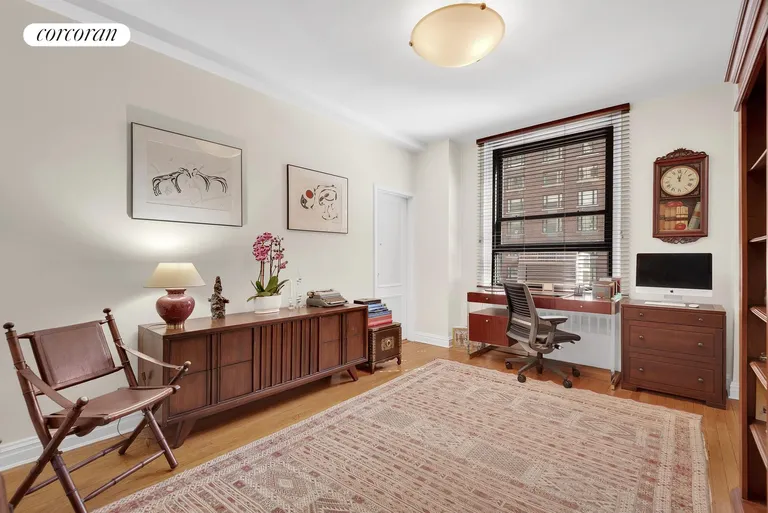 New York City Real Estate | View 1040 Park Avenue, 5D | room 7 | View 8