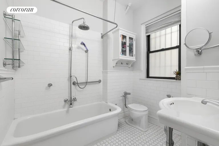 New York City Real Estate | View 304 West 89th Street, 1A | room 5 | View 6