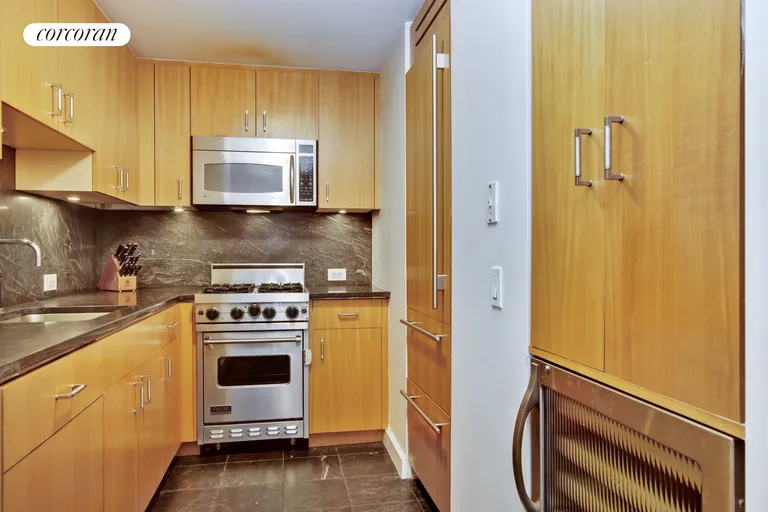 New York City Real Estate | View 100 West 58th Street, 2H | room 3 | View 4