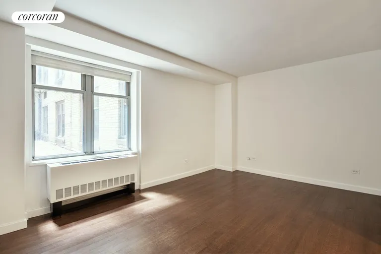 New York City Real Estate | View 100 West 58th Street, 2H | room 2 | View 3