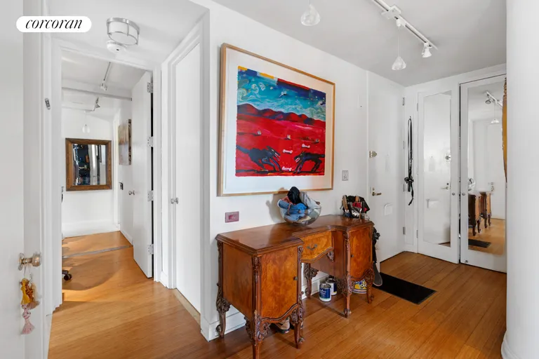 New York City Real Estate | View 255 East 49th Street, 14D | room 11 | View 12