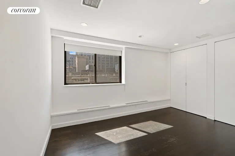 New York City Real Estate | View 372 Fifth Avenue, PH10B | room 5 | View 6